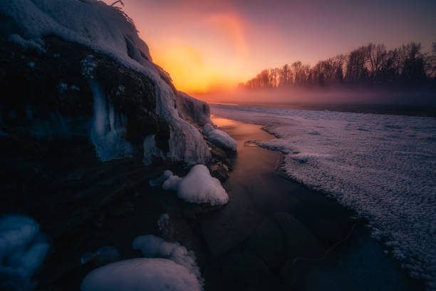 istock Sunrise over the water 1151475908