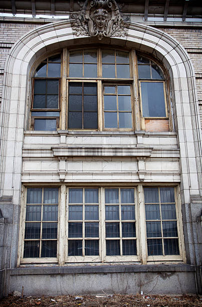 istock hospital exterior Chicago 115149231