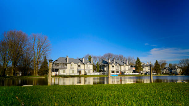 istock Lake into the city between the nature 1151495144