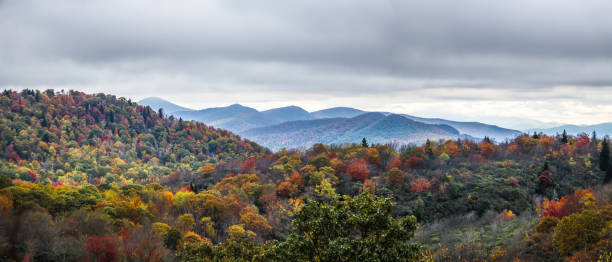 istock blue ridge and smoky mountains changing color in fall 1151499210