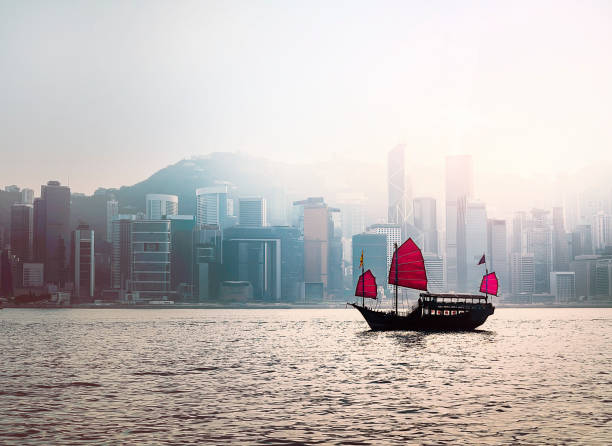 istock Junk Boat in Hong Kong 1151505737