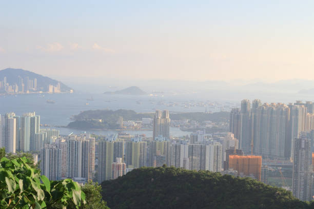istock 31 may 2014  west Kowloon at Beacon Hill 1151539140