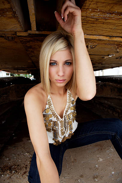 young blonde urban portraits