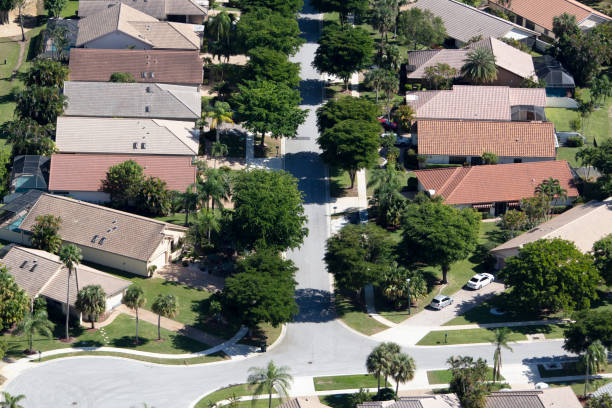istock Living in Florida 1151592924
