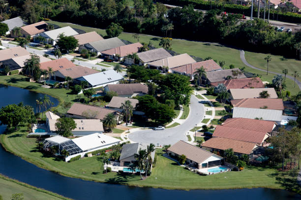 istock Living in Florida 1151593616