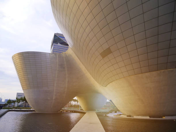 Tri-bowl building at Central Park , Incheon, South Korea. Incheon, South Korea - April 11, 2019: Tri-bowl building at Central Park in Songdo district, Incheon, South Korea. songdo ibd stock pictures, royalty-free photos & images