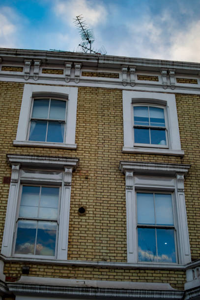 istock London home windows of large size 1151617973