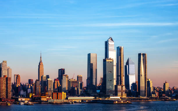 istock Manhattan sunset, New York City 1151672293