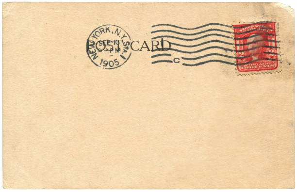 vintage postkarte aus new york city in den usa anfang des 20. jahrhunderts verschickt, mit einer 2-cent-briefmarke washingtons aus dem jahr 1903, ein sehr guter hintergrund für jede nutzung der historischen postkartenkommunikation. - 1905 stock-fotos und bilder