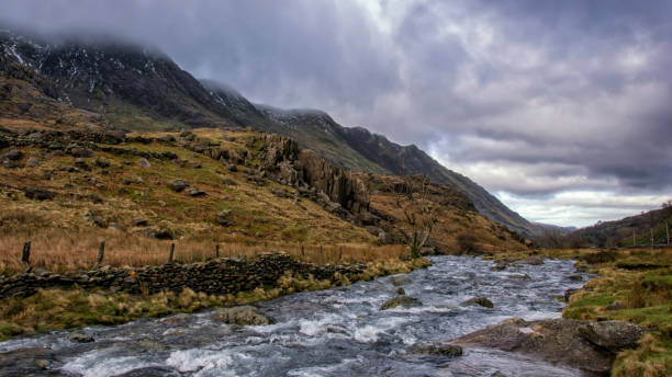 istock A river runs Through it- Llanberis North Wales 1151750553