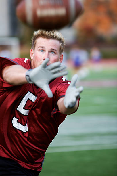 istock sports football player practice 115176136