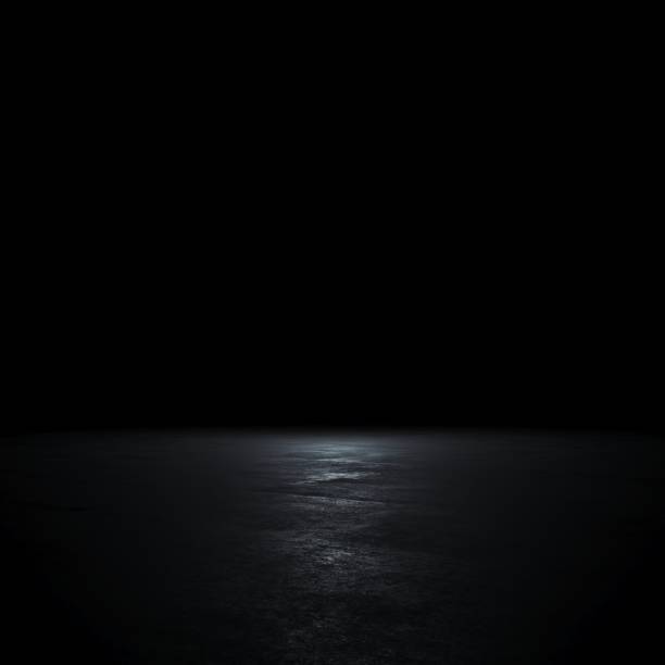 empty spot lit dark background - brightly lit imagens e fotografias de stock