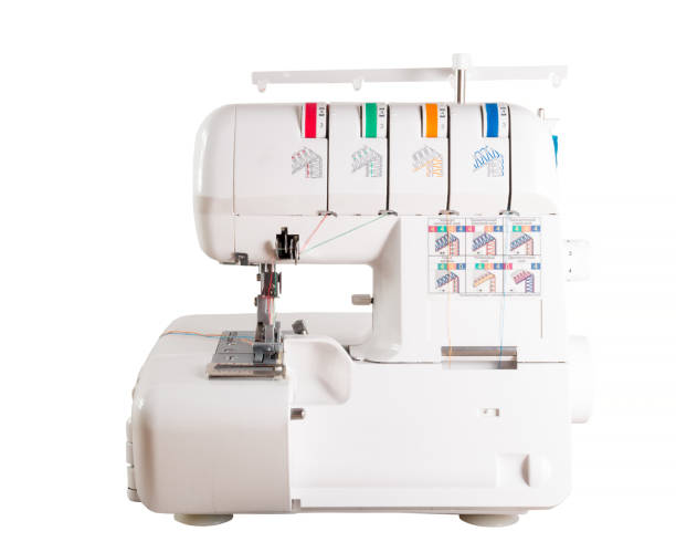 maszyna do szycia overlock izolowana na białym tle - machine sewing white sewing item zdjęcia i obrazy z banku zdjęć