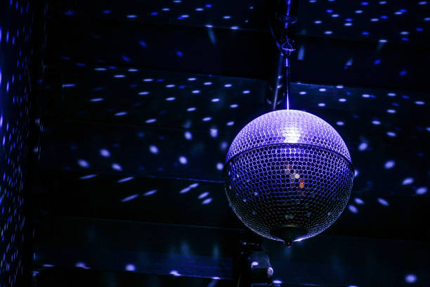 Purple mirror ball Purple mirror ball. Shooting Location: Tokyo's 23 wards 電球 stock pictures, royalty-free photos & images