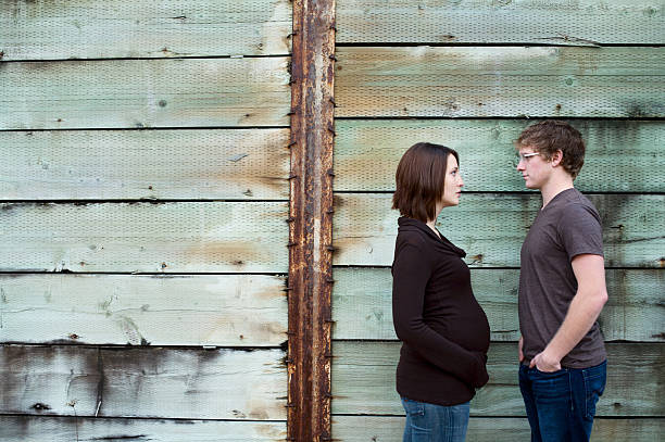 istock young adult pregnancy portrait 115181021