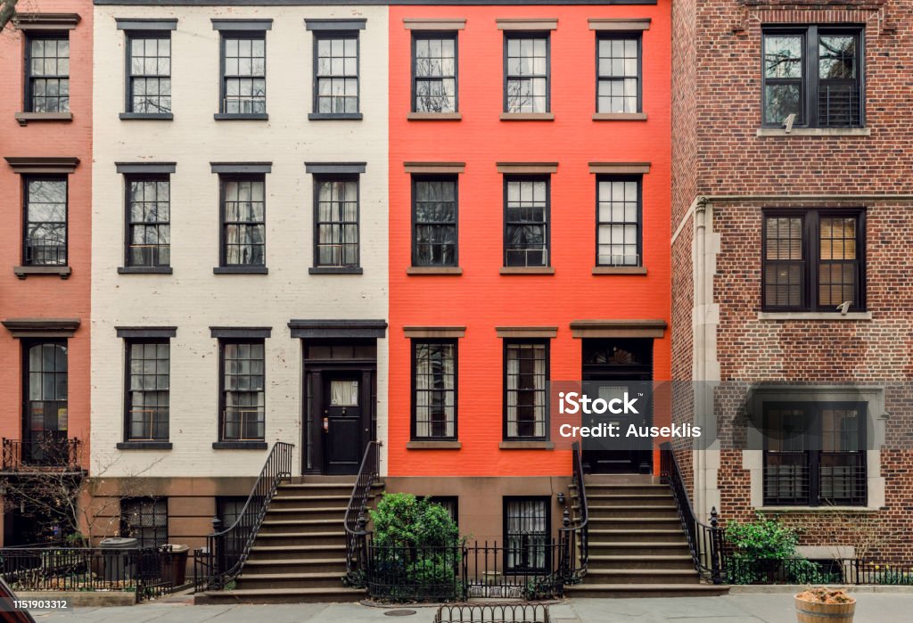 Brownstone facades & row houses  in an iconic neighborhood of Brooklyn Heights in New York City Apartment Stock Photo