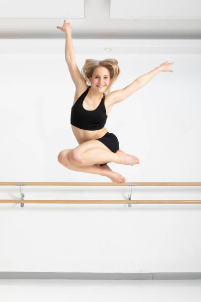 istock female dancer in action 1151933827