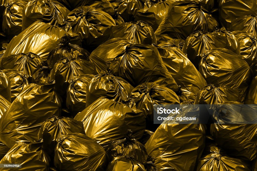 https://media.istockphoto.com/id/1151940956/photo/background-garbage-dump-pollution-garbage-bags-with-yellow-and-gold-bin-trash-garbage-rubbish.jpg?s=1024x1024&w=is&k=20&c=frgipId7pIIMzckP64GX0XjqsBkJ3gXU2kdchhcYjaY=
