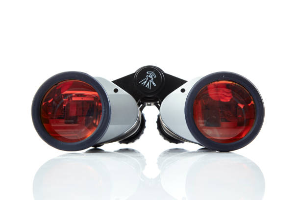 쌍안경 흰색 배경에 고립 - focus binoculars spy eyesight 뉴스 사진 이미지