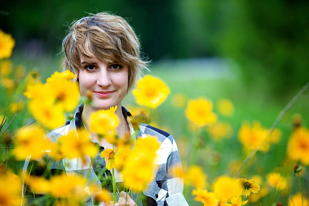 istock yellow flower portraits 115200722