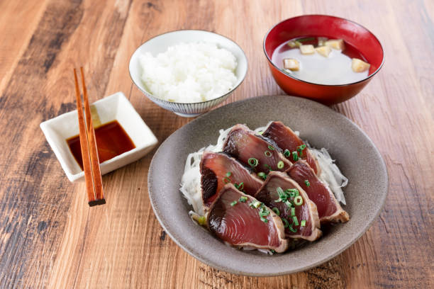 zmętniony bonito - japanese cuisine soy sauce food bonito zdjęcia i obrazy z banku zdjęć