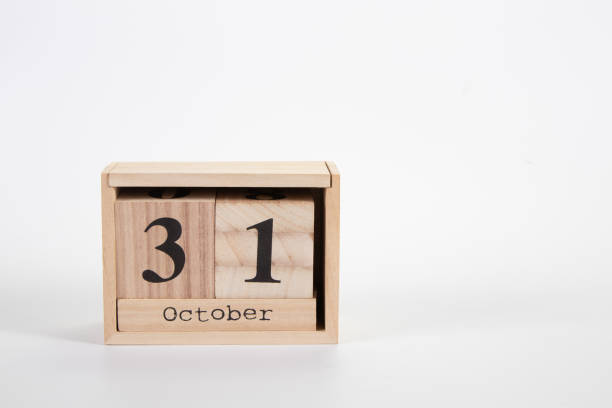 istock Wooden calendar October 31 on a white background 1152048782