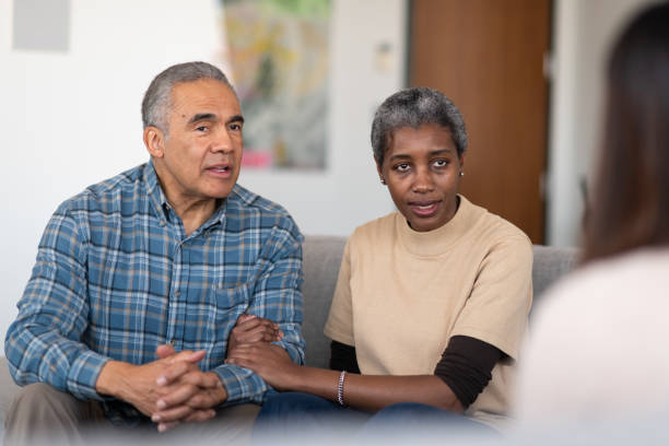 istock Elderly married couple at therapy 1152101424