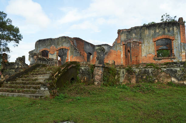 istock Ruins of French office 1152138839