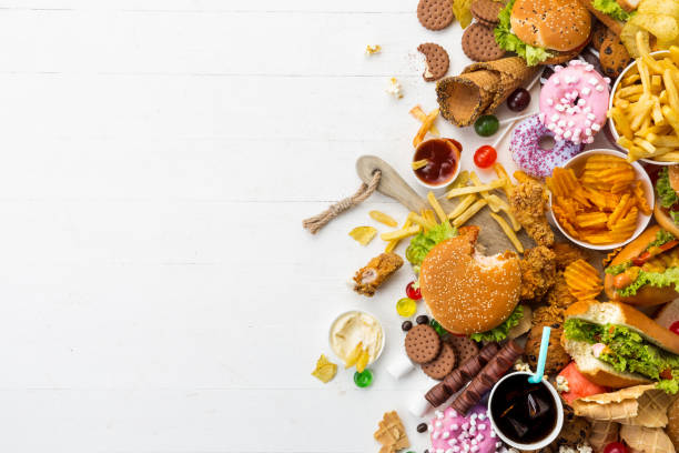 istock Fast food dish on white background 1152191029