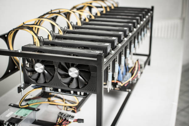 Scrypt Mining Rig 690+ Crypto Mining Rig Stock Photos, Pictures & Royalty-Free Images ...