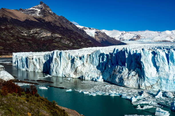 istock Vacations to Perito Moreno Glacier 1152229280