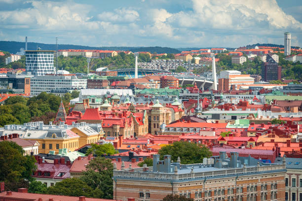 la ciudad de gotemburgo tejados - estadio ullevi fotografías e imágenes de stock