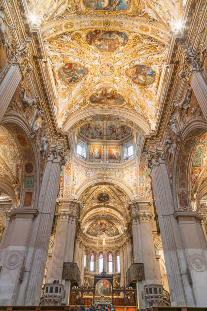 240+ Basilique Santa Maria Maggiore De Bergame Photos, taleaux et