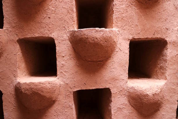 istock Holes for Pigeons 1152252907