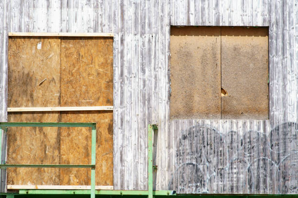 istock Nailed wooden trailer 1152257824