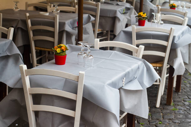 istock traditional Italian street restaurant 1152290912