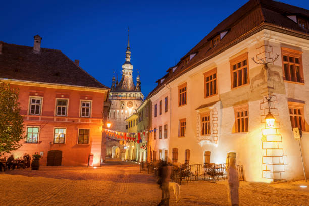 old architecture of sighisoara - sighisoara romania sunlight day imagens e fotografias de stock