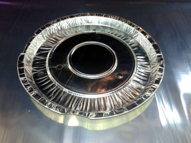 istock image of silver paper plate 1152337491
