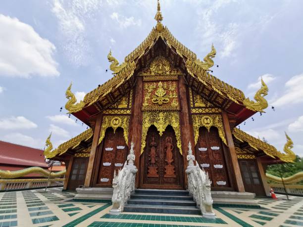 istock Candel, Temple, Thailand 1152375369