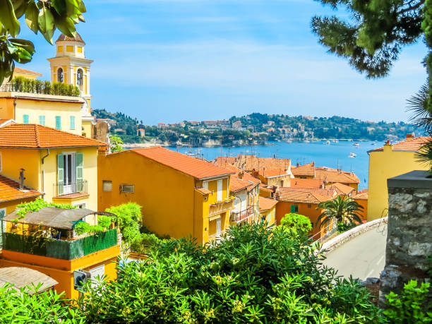 krajobraz lazurowego wybrzeża, villefranche-sur-mer, francja - villefranche sur mer zdjęcia i obrazy z banku zdjęć