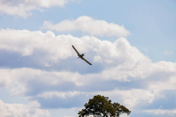 airplane, field, farming skies, field spraying,