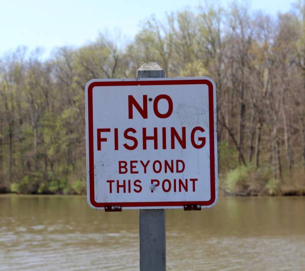 istock Red and White No Fishing Sign 1152476304