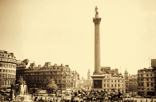Nostalgi. Trafalgar square, London 1973.. Sepia.\n\n+++ scanned slide from 1973 +++