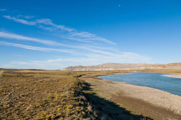 vista rio la leona, provincia di santa cruz, patagonia - provincia di santa cruz argentina foto e immagini stock
