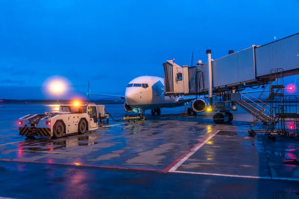 .The gate sleeve is docked to the aircraft.