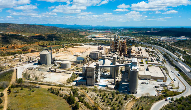 istock Cement plant in Bunol, Spain 1152504761