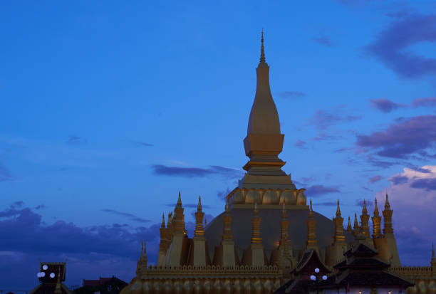 pha that luang in vientiane laos