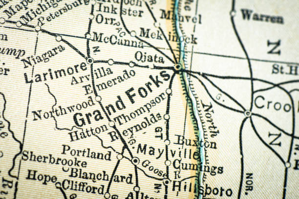 ilustrações de stock, clip art, desenhos animados e ícones de antique usa map close-up detail: grand forks, north dakota - grand atlas