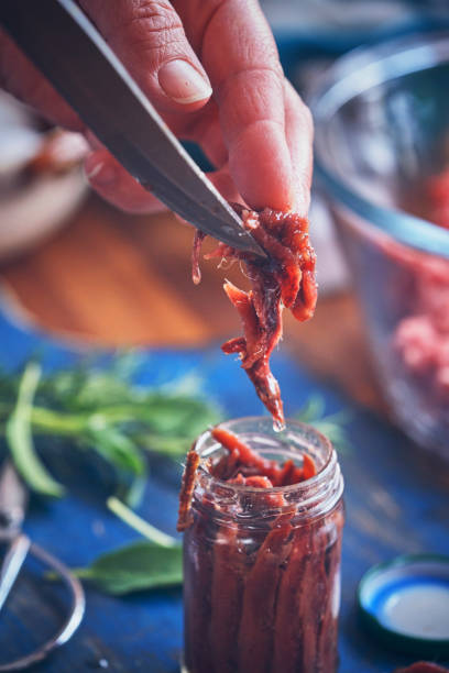 Patê de Tomate Seco e Rúcula: Pronto em 30 Minutos - receita deliciosa profissional - passo 3