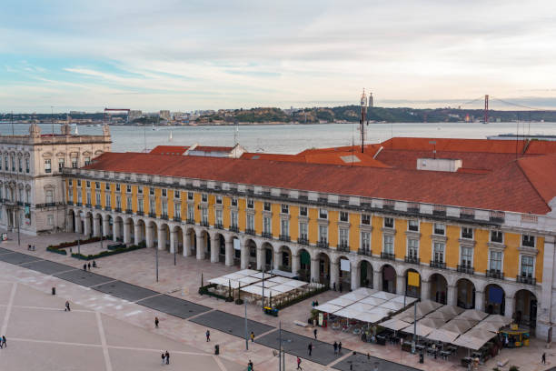 high angle view of commerce square in lisbon - lisbon square landscape imagens e fotografias de stock